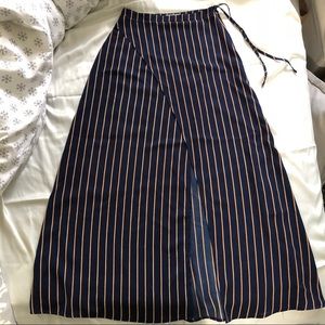 Slit side maxi skirt